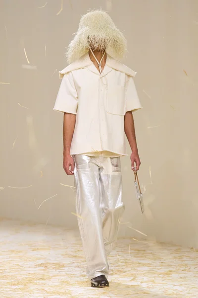 Look 5